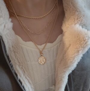 Meet your Posher, Aria